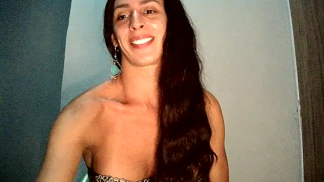 Snapshot of AlexiaDuucan chatting on February 12, 2025, 9:22 pm AlexiaDuucan online show from February 12, 2025, 9:22 pm