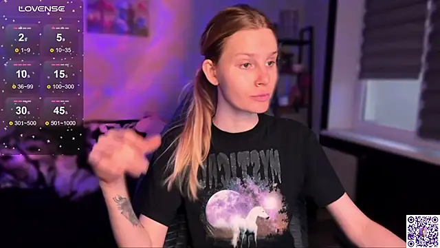 Snapshot of Chanel_Gill chatting on November 6, 2025, 3:13 pm Chanel Gill online show from November 6, 2025, 3:13 pm