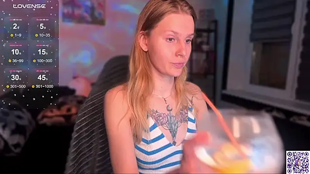 Snapshot of Chanel_Gill chatting on November 15, 2025, 4:25 pm Chanel Gill online show from November 15, 2025, 4:25 pm