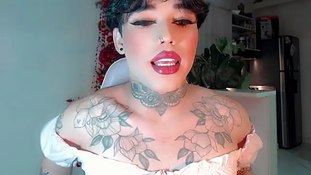 Snapshot of little_star_porn chatting on December 10, 2024, 11:40 pm little star porn online show from December 10, 2024, 11:40 pm