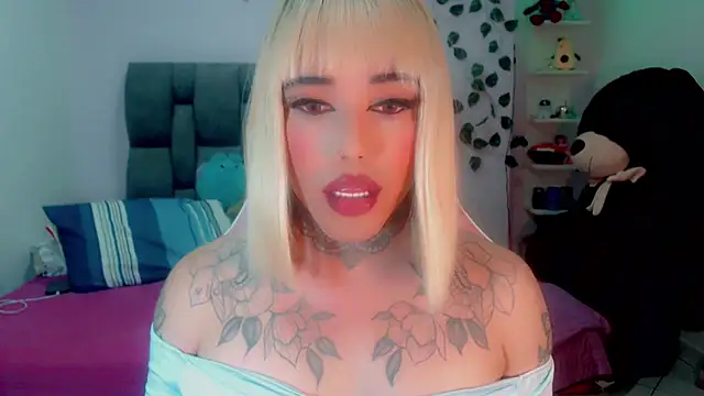 Snapshot of little_star_porn chatting on January 6, 2025, 10:24 am little star porn online show from January 6, 2025, 10:24 am