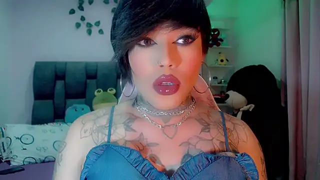 Snapshot of little_star_porn chatting on January 7, 2025, 11:16 am little star porn online show from January 7, 2025, 11:16 am