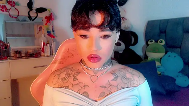 Snapshot of little_star_porn chatting on February 5, 2025, 12:17 pm little star porn online show from February 5, 2025, 12:17 pm