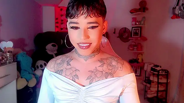 Snapshot of little_star_porn chatting on March 14, 2025, 12:07 pm little star porn online show from March 14, 2025, 12:07 pm