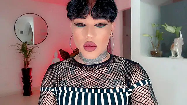 Snapshot of little_star_porn chatting on September 24, 2025, 5:00 am little star porn online show from September 24, 2025, 5:00 am