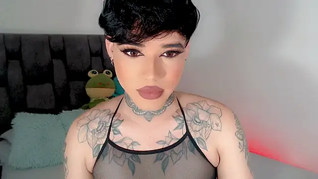 Snapshot of little_star_porn chatting on September 28, 2025, 5:51 pm little star porn online show from September 28, 2025, 5:51 pm