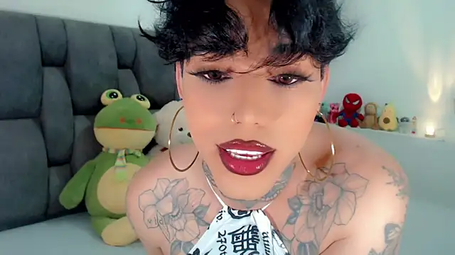 Snapshot of little_star_porn chatting on November 9, 2025, 11:03 pm little star porn online show from November 9, 2025, 11:03 pm