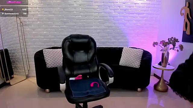 JennaOlsonX online show from February 20, 2025, 2:46 pm