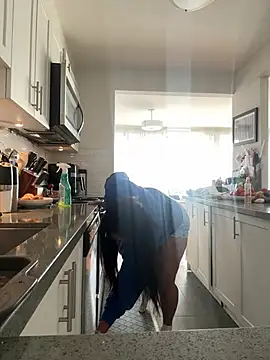 Snapshot of MeghanXO chatting on January 29, 2025, 3:04 pm MeghanXO online show from January 29, 2025, 3:04 pm