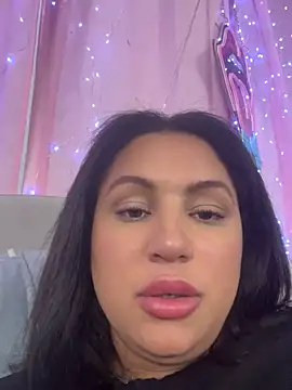 Snapshot of MeghanXO chatting on March 16, 2025, 3:28 pm MeghanXO online show from March 16, 2025, 3:28 pm