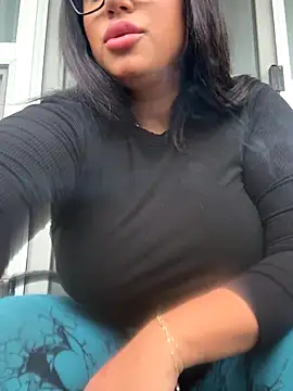 Snapshot of MeghanXO chatting on September 13, 2025, 12:49 pm MeghanXO online show from September 13, 2025, 12:49 pm