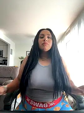 Snapshot of MeghanXO chatting on October 11, 2025, 6:17 pm MeghanXO online show from October 11, 2025, 6:17 pm