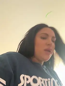 Snapshot of MeghanXO chatting on October 28, 2025, 1:58 pm MeghanXO online show from October 28, 2025, 1:58 pm