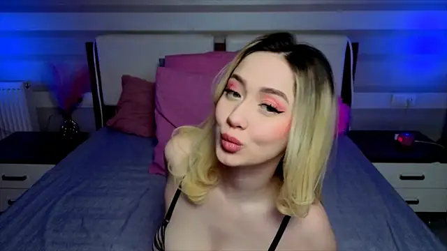 AriaSugar online show from September 18, 2025, 3:52 am