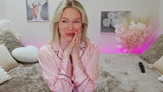 Veronika Mitchel online show from March 21, 2025, 12:29 am