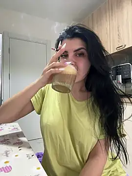 Snapshot of Scarlett-Dream chatting on February 24, 2025, 6:38 am Scarlett-Dream online show from February 24, 2025, 6:38 am