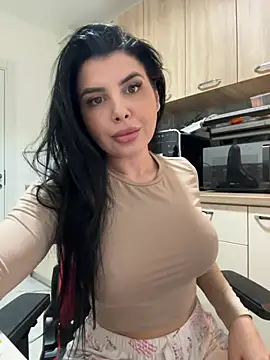 Snapshot of Scarlett-Dream chatting on February 26, 2025, 1:19 pm Scarlett-Dream online show from February 26, 2025, 1:19 pm