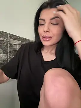 Snapshot of Scarlett-Dream chatting on March 3, 2025, 10:17 am Scarlett-Dream online show from March 3, 2025, 10:17 am