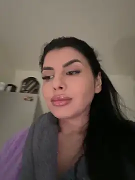 Snapshot of Scarlett-Dream chatting on March 3, 2025, 2:59 pm Scarlett-Dream online show from March 3, 2025, 2:59 pm