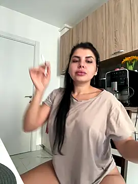 Snapshot of Scarlett-Dream chatting on September 9, 2025, 6:13 am Scarlett-Dream online show from September 9, 2025, 6:13 am