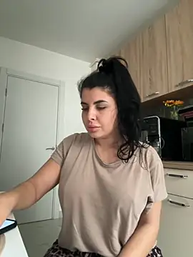 Snapshot of Scarlett-Dream chatting on November 12, 2025, 7:53 am Scarlett-Dream online show from November 12, 2025, 7:53 am