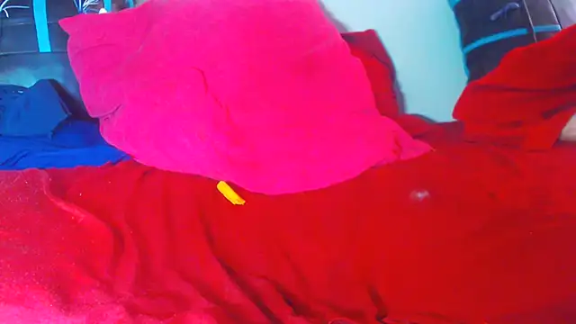 Queenofthenightx online show from February 8, 2025, 5:08 am