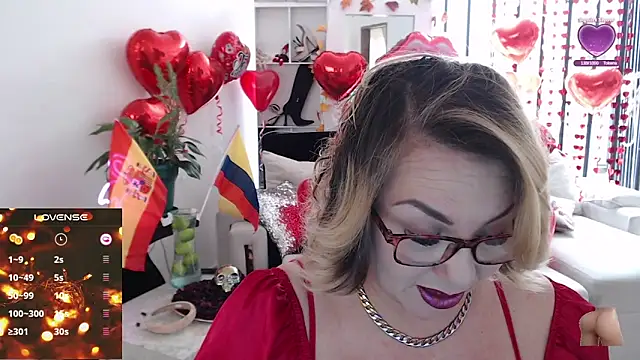 Myrnasexxx online show from February 14, 2025, 5:46 pm