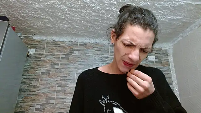 omar alurba online show from October 23, 2025, 5:44 pm