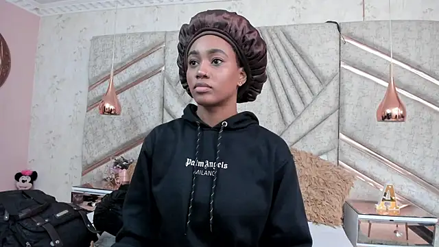 Snapshot of AgataRinaldi chatting on November 12, 2025, 9:58 pm AgataRinaldi online show from November 12, 2025, 9:58 pm