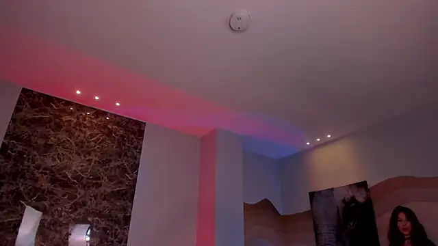 ErikaBenz  online show from September 23, 2025, 12:08 pm