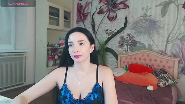 Snapshot of AliciaBow chatting on December 23, 2024, 5:11 pm AliciaBow online show from December 23, 2024, 5:11 pm