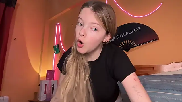 Snapshot of -veranito- chatting on November 5, 2025, 3:06 am -veranito- online show from November 5, 2025, 3:06 am