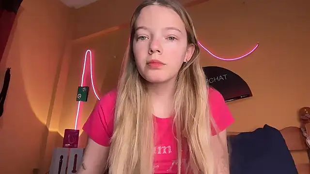 Snapshot of -veranito- chatting on November 17, 2025, 3:01 am -veranito- online show from November 17, 2025, 3:01 am