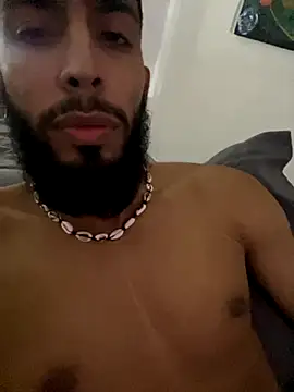 Alessandro  Rossi online show from November 12, 2025, 8:37 am