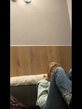 AnnualSunrise online show from November 3, 2025, 7:26 pm