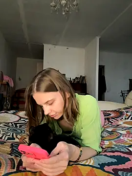 Snapshot of LeyaJohnson chatting on November 21, 2025, 12:37 pm LeyaJohnson online show from November 21, 2025, 12:37 pm