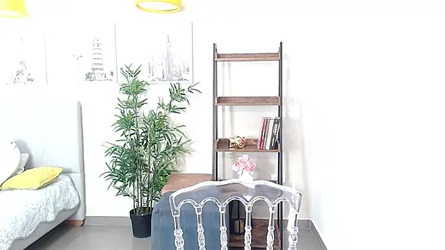 Snapshot of Sassy--Girl chatting on February 6, 2025, 6:24 pm Sassy--Girl online show from February 6, 2025, 6:24 pm