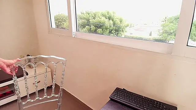 Snapshot of Sassy--Girl chatting on October 3, 2025, 6:05 pm Sassy--Girl online show from October 3, 2025, 6:05 pm