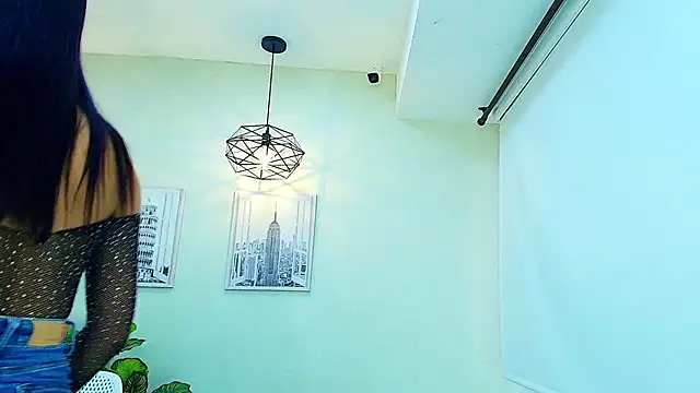 Snapshot of Sassy--Girl chatting on October 21, 2025, 6:41 pm Sassy--Girl online show from October 21, 2025, 6:41 pm