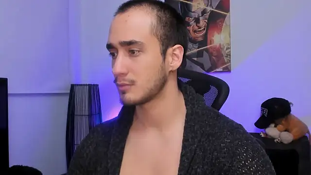 Snapshot of AlexRivera6 chatting on December 8, 2024, 10:47 pm AlexRivera6 online show from December 8, 2024, 10:47 pm