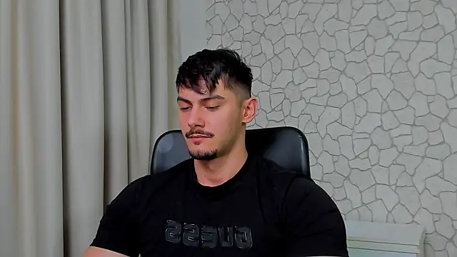 Snapshot of ClintMasters chatting on January 31, 2025, 10:10 am ClintMasters online show from January 31, 2025, 10:10 am