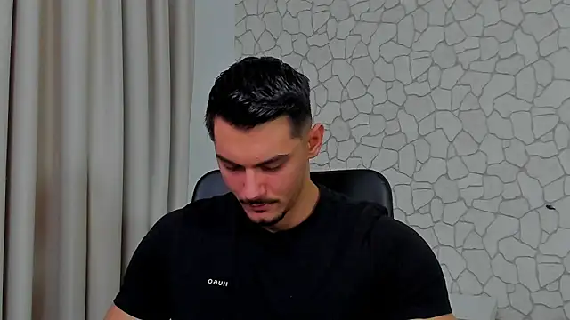 Snapshot of ClintMasters chatting on February 7, 2025, 5:41 am ClintMasters online show from February 7, 2025, 5:41 am