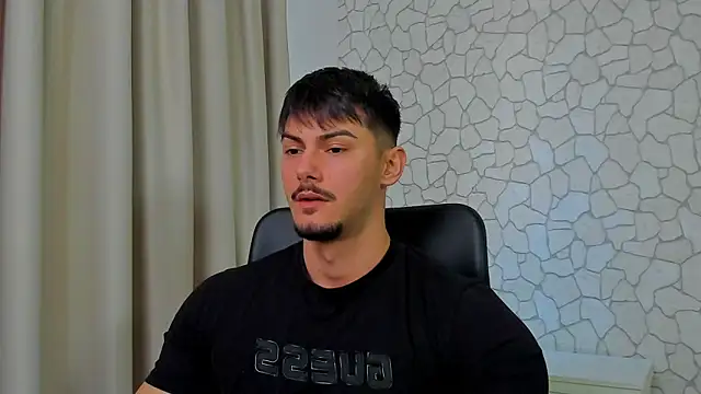 Snapshot of ClintMasters chatting on February 11, 2025, 7:33 am ClintMasters online show from February 11, 2025, 7:33 am