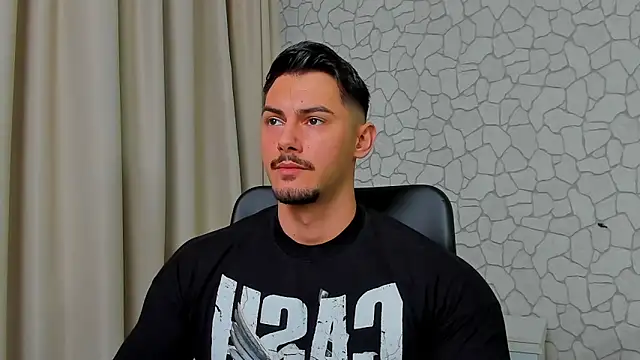 Snapshot of ClintMasters chatting on February 20, 2025, 5:55 am ClintMasters online show from February 20, 2025, 5:55 am