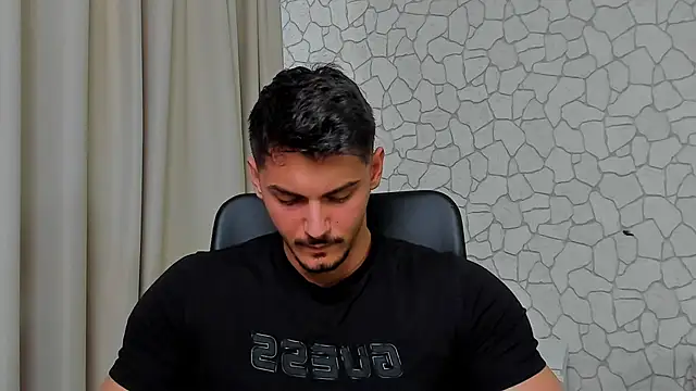 Snapshot of ClintMasters chatting on February 21, 2025, 9:24 am ClintMasters online show from February 21, 2025, 9:24 am