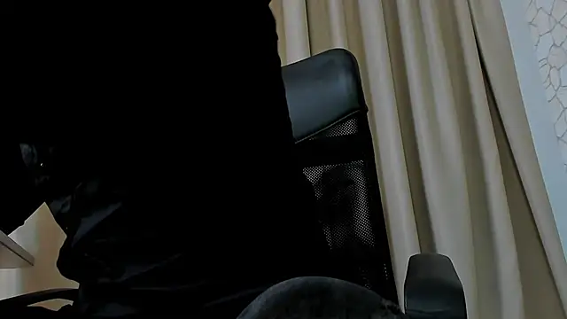 Snapshot of ClintMasters chatting on February 22, 2025, 12:19 pm ClintMasters online show from February 22, 2025, 12:19 pm