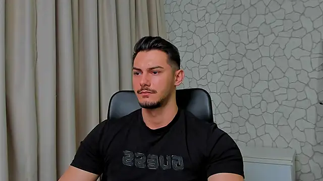 Snapshot of ClintMasters chatting on February 25, 2025, 6:03 am ClintMasters online show from February 25, 2025, 6:03 am