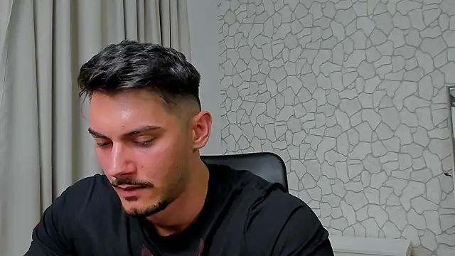 Snapshot of ClintMasters chatting on February 28, 2025, 1:03 pm ClintMasters online show from February 28, 2025, 1:03 pm