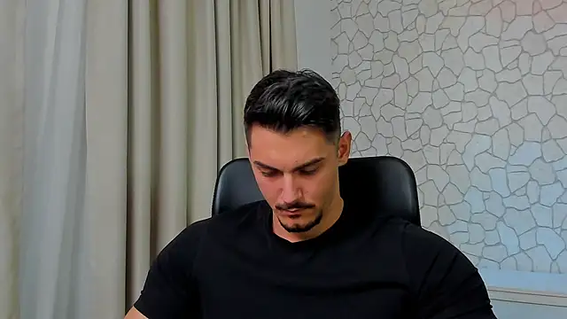 Snapshot of ClintMasters chatting on March 4, 2025, 12:44 pm ClintMasters online show from March 4, 2025, 12:44 pm