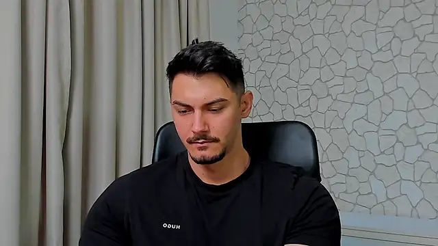 Snapshot of ClintMasters chatting on March 5, 2025, 5:40 am ClintMasters online show from March 5, 2025, 5:40 am